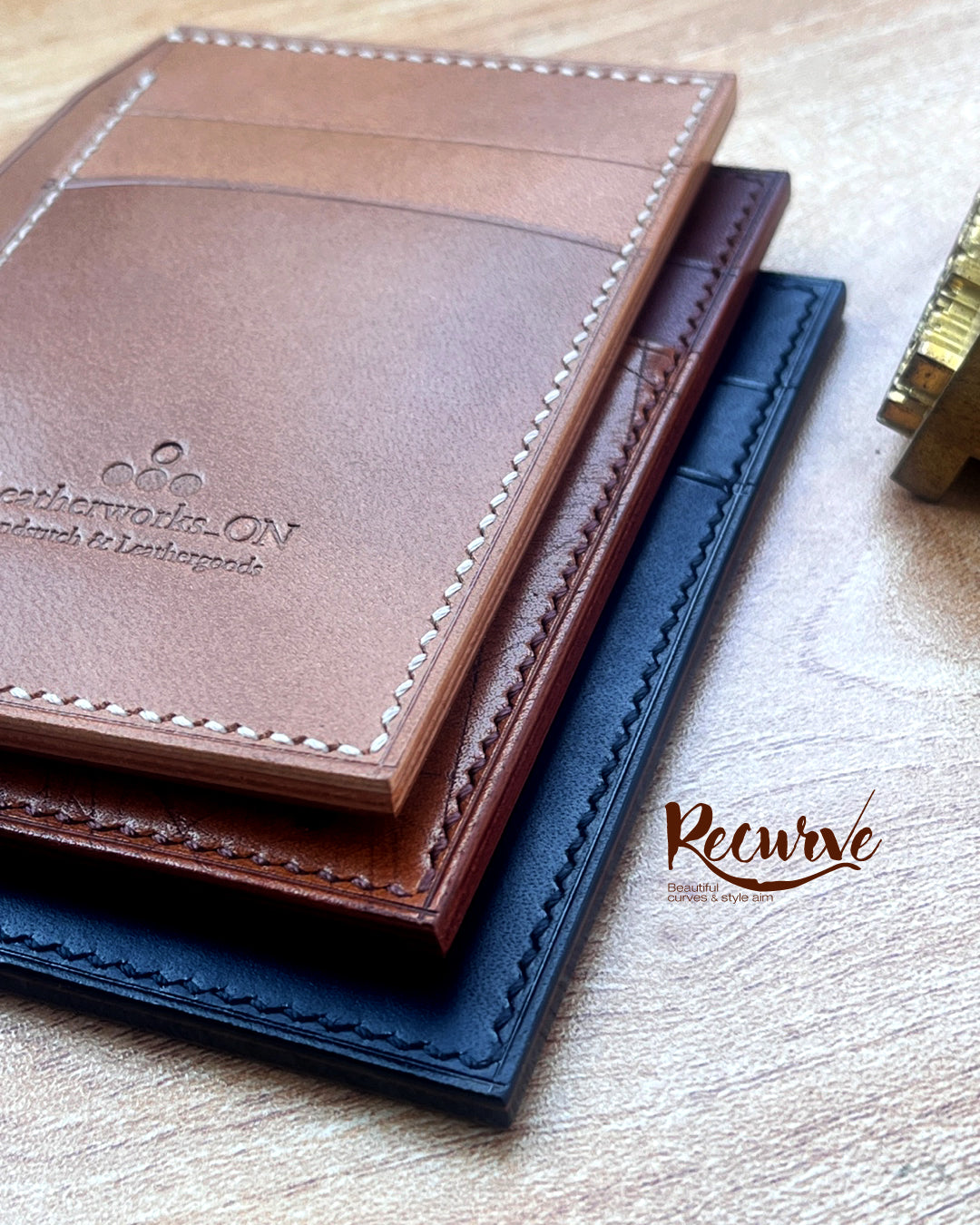 Business Card Wallet Recurve